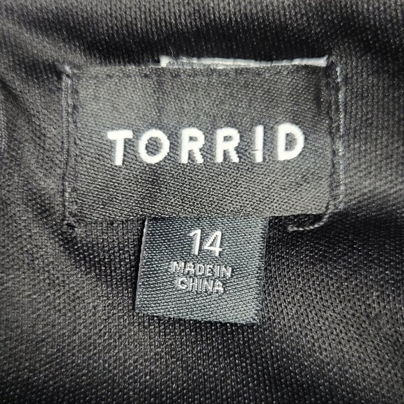 Torrid ~ Sz 14 ~ Black Dress with Front Lace Accent ~ Excellent Condition - Picture 10 of 10